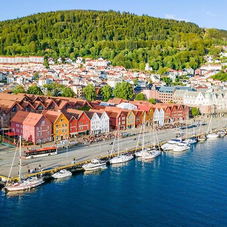 Renovated 2024 - Viking Inspired - Behind Bryggen Apartment Bergen Bagian luar foto