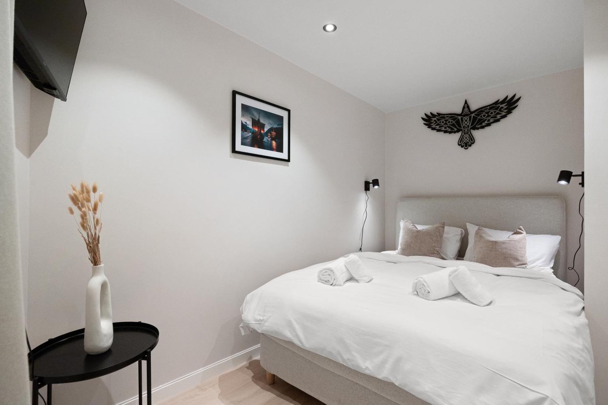 Renovated 2024 - Viking Inspired - Behind Bryggen Apartment Bergen Bagian luar foto